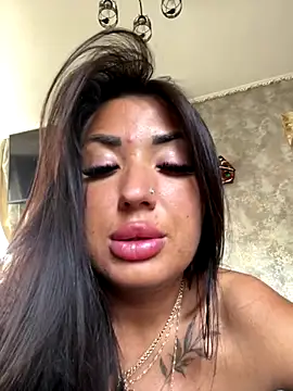 RuslanaXX's Live Sex Cam Show