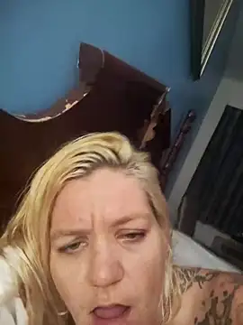 sexytattedbabe's Webcam Show