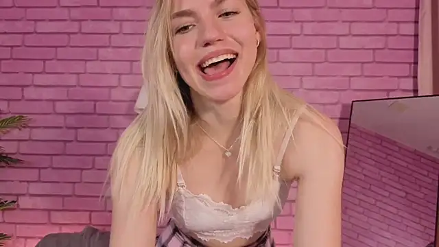 Margo_Robbbie's Live Sex Cam Show