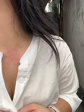 Amy1022's Live Sex Cam Show