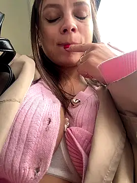 Katya_Katysha's Live Sex Cam Show