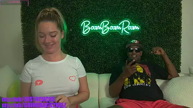 boomboomr00m's Live Sex Cam Show