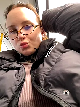 bebabenny's Live Sex Cam Show
