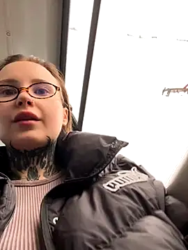 bebabenny's Live Sex Cam Show