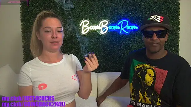 boomboomr00m's Live Sex Cam Show