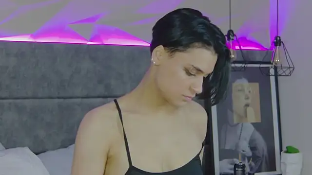 VioletAsh's Live Sex Cam Show