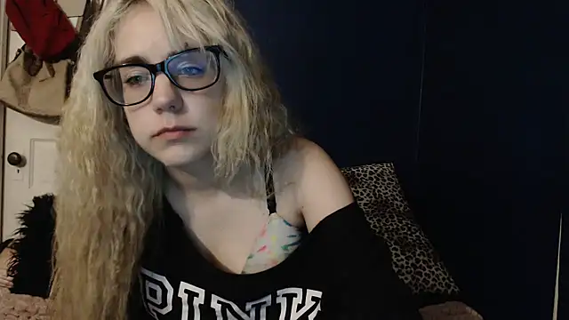 Ruby_Candyy's Live Sex Cam Show