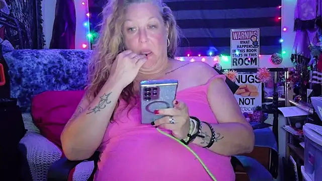 HotRedYeag's Webcam Show