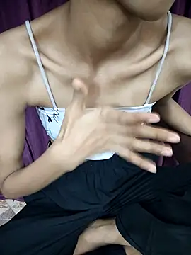 Its_me_Skyy's Webcam Show