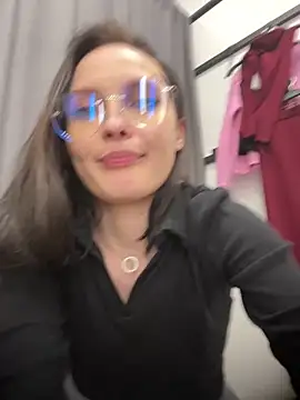 Apple__Brandy's Webcam Show