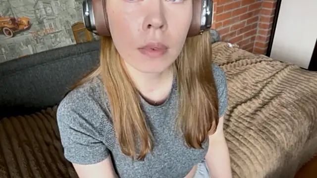 AmiraDehart's Live Sex Cam Show