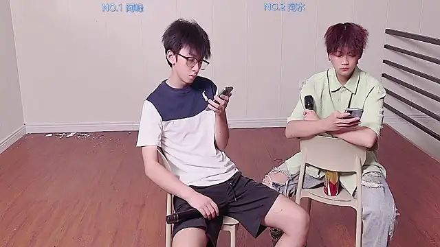 huayang001's Live Sex Cam Show