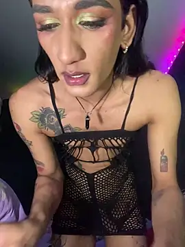 Alexadragunn4 webcam show