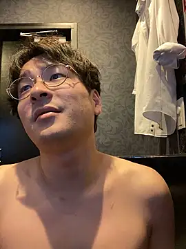 yuuki8910's Live Sex Cam Show
