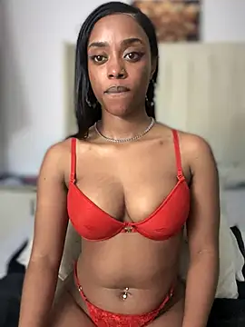 BhadBhad_Kitty's Webcam Show