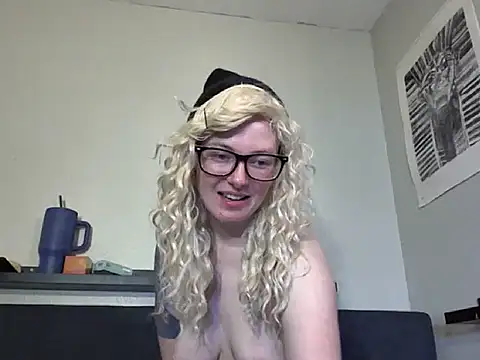 dannikakay's Webcam Show
