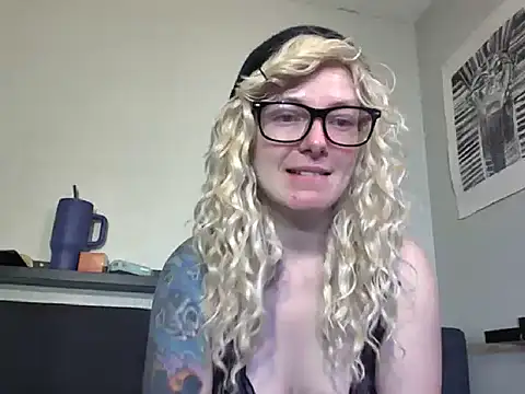 dannikakay's Live Sex Cam Show