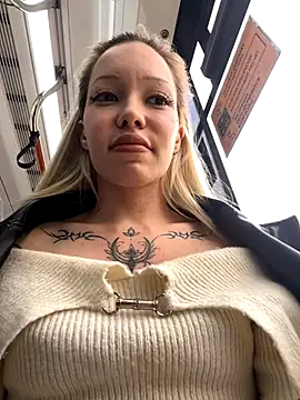 babydolll's Live Sex Cam Show