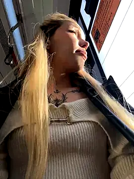 babydolll's Live Sex Cam Show