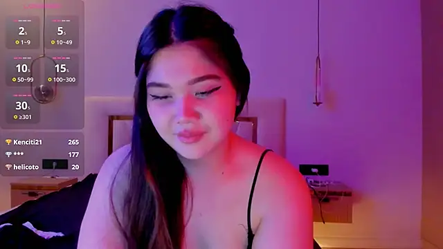 yummmymommy's Live Sex Cam Show