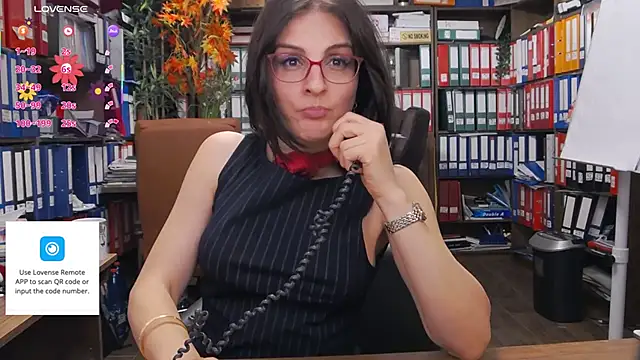 classyladyrellax's Live Sex Cam Show