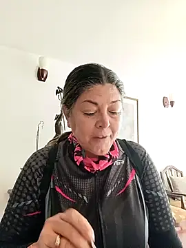 emma_tour's Live Sex Cam Show
