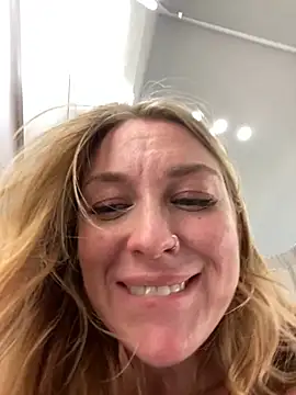 Sweet___Emily's Live Sex Cam Show