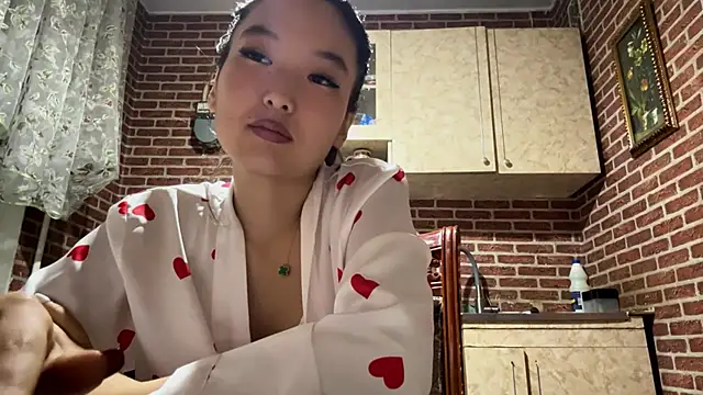 EmmaLeexth's Live Sex Cam Show