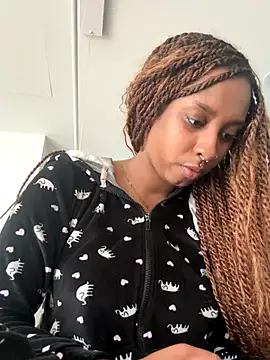 Your_Paris' Live Sex Cam Show