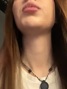 DianaGlow's Live Sex Cam Show
