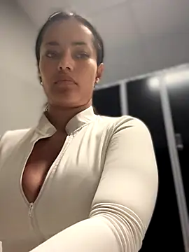 Risky_Workouts' Live Sex Cam Show
