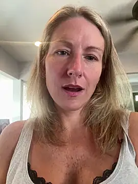 sophiasloane's Live Sex Cam Show