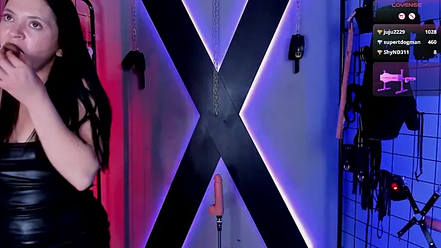 MissKara_Ariana_bdsm Videochat live