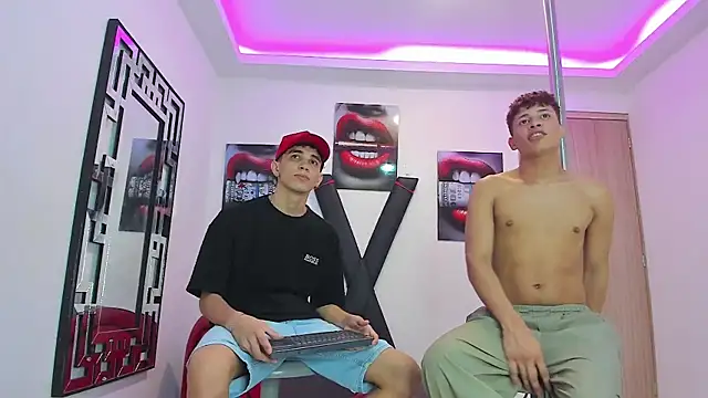 RED_EMPIRE's Live Sex Cam Show