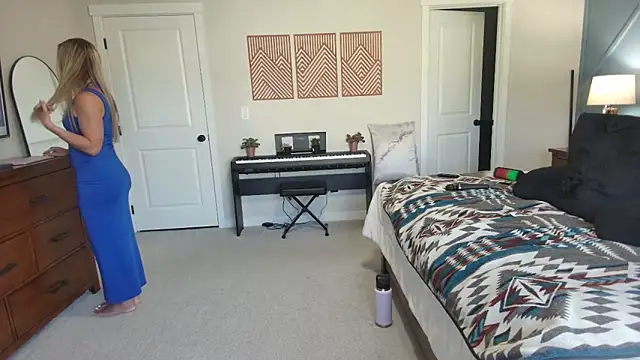 xxyourgirlblair's Webcam Show