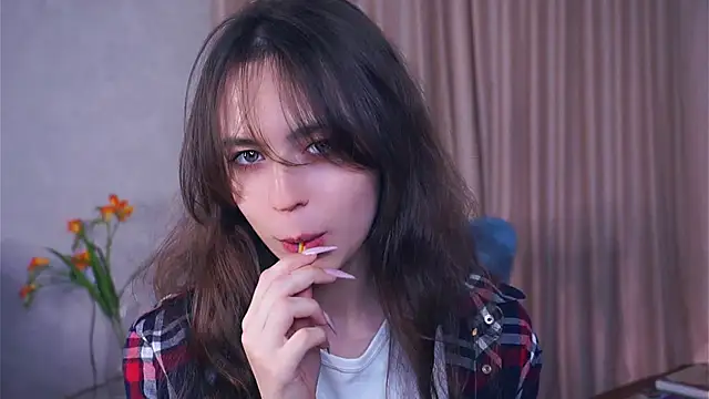 WhitneyVatch's Live Sex Cam Show