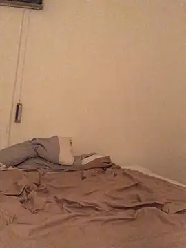 juliaoneandonly's Live Sex Cam Show