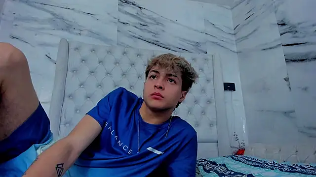 Ari_and_Storm Videochat live
