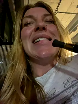Sweet___Emily's Live Sex Cam Show