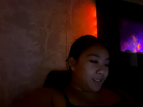 MissCherryyxox's Live Sex Cam Show