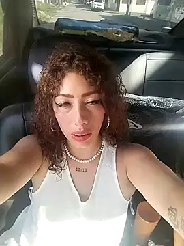 roxyrougee's Live Sex Cam Show