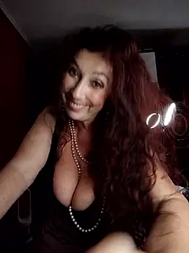 GypsyEsmeralda's Live Sex Cam Show
