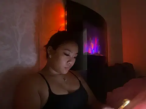 MissCherryyxox's Live Sex Cam Show