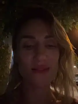 CamyBlossom's Live Sex Cam Show