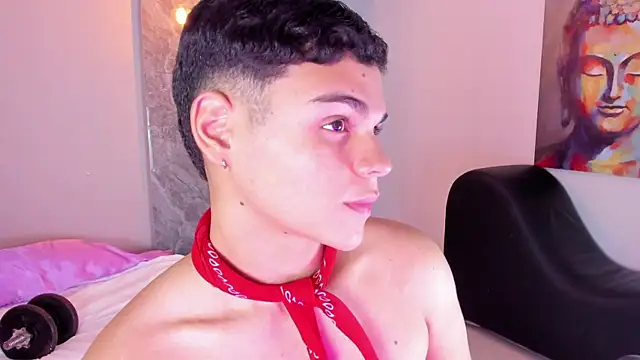 james_jonnes' Live Sex Cam Show