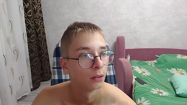 glasses_cat's Live Sex Cam Show