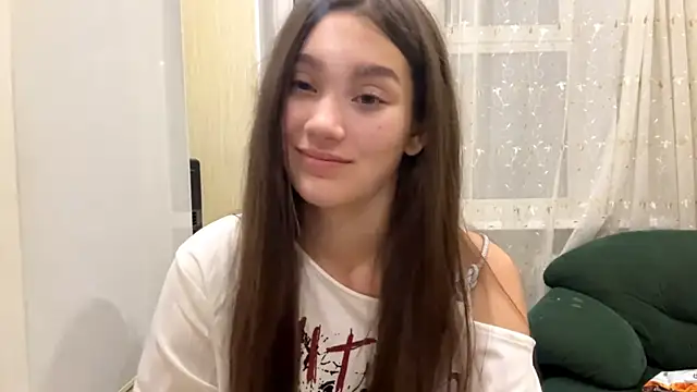 Cuteviola's Live Sex Cam Show