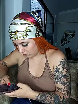 MelaniieRoux's Webcam Show