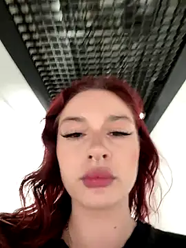 RoxyDoll_'s Live Sex Cam Show