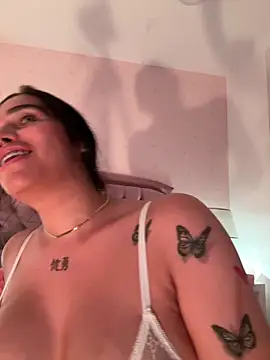 Bella__Wood's Webcam Show